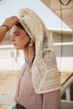 ⁦מטפחת LACE ונילה⁩ – תמונה ⁦2⁩